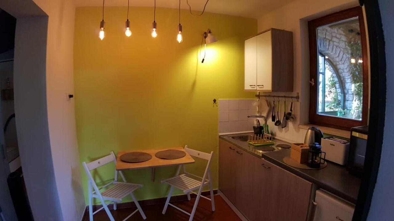 Villa Csipak Ровин Екстериор снимка